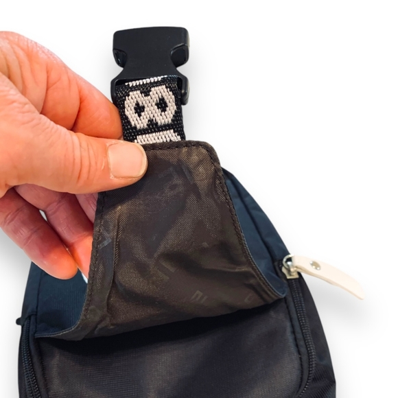 NWT Kuchen & Bag 1980 Music Crossbody Backpac Black & White W/ Adjustable Strap - Picture 7 of 14